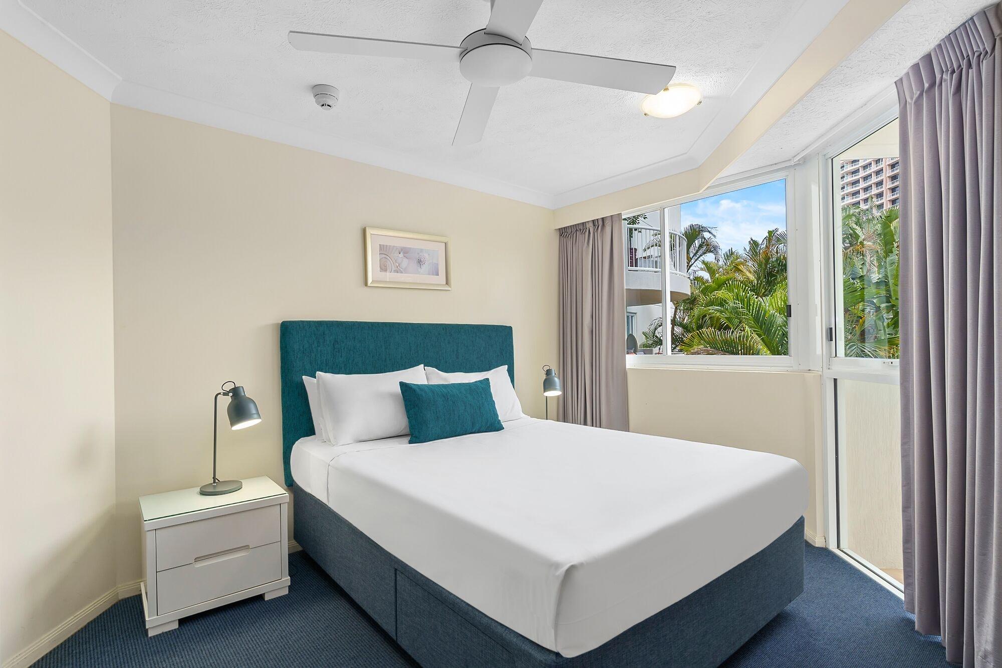Aparthotel Surf Parade Gold Coast