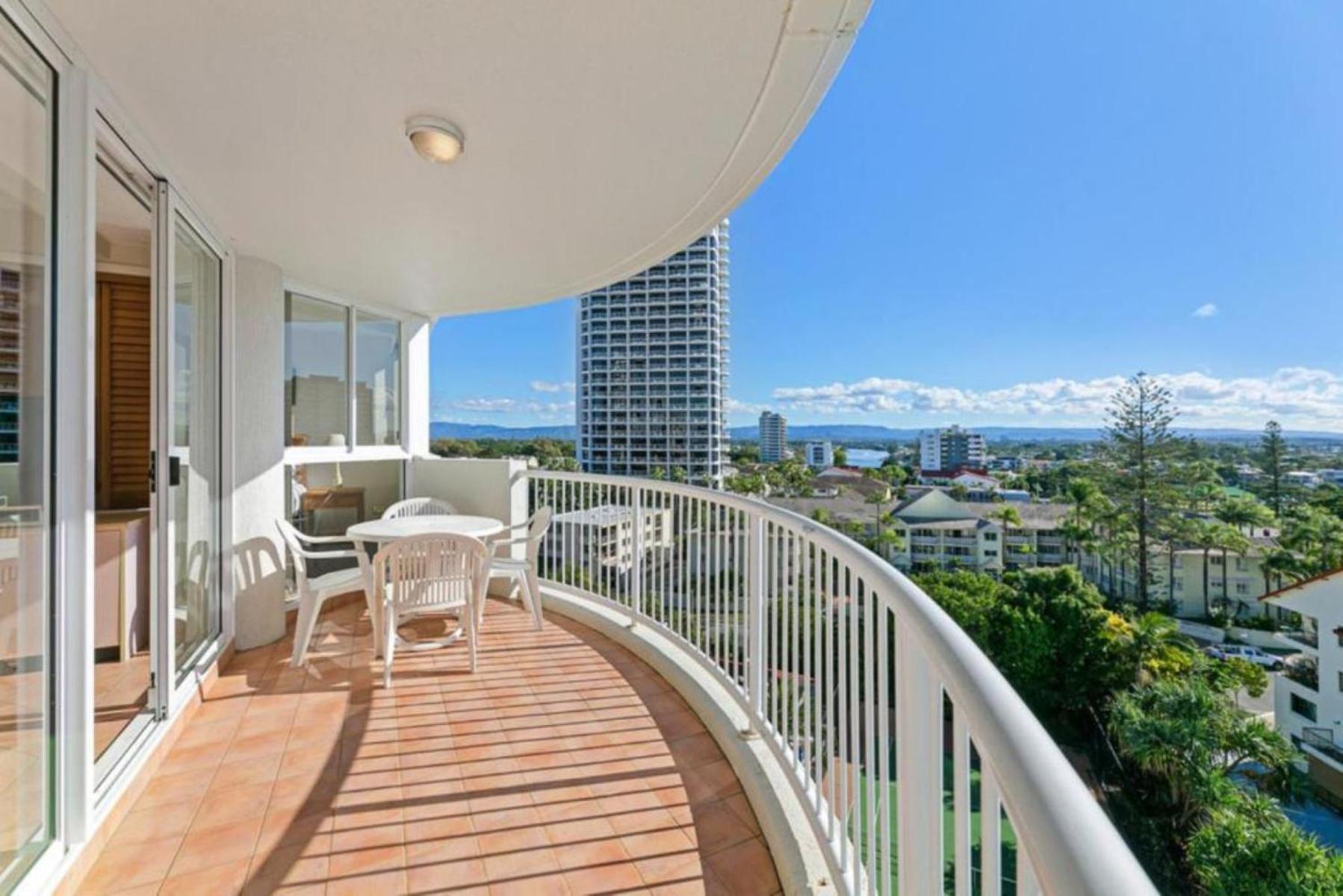 Surf Parade Aparthotel