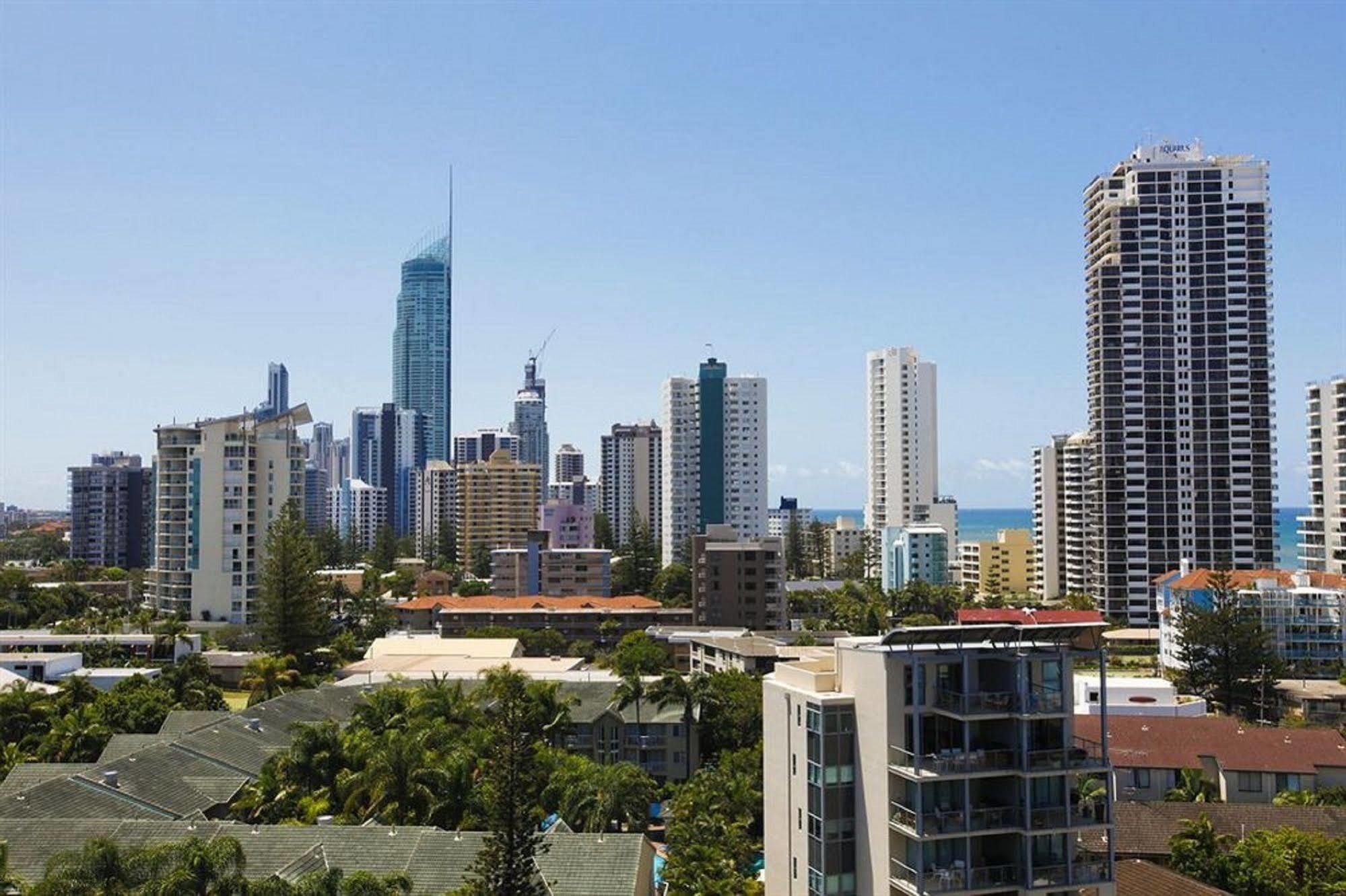 Aparthotel Surf Parade Gold Coast